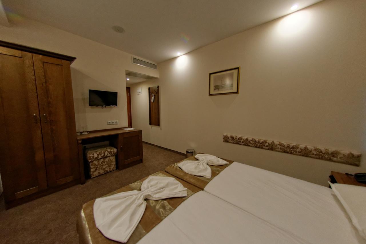 Hotel Aristokrat Obzor Extérieur photo